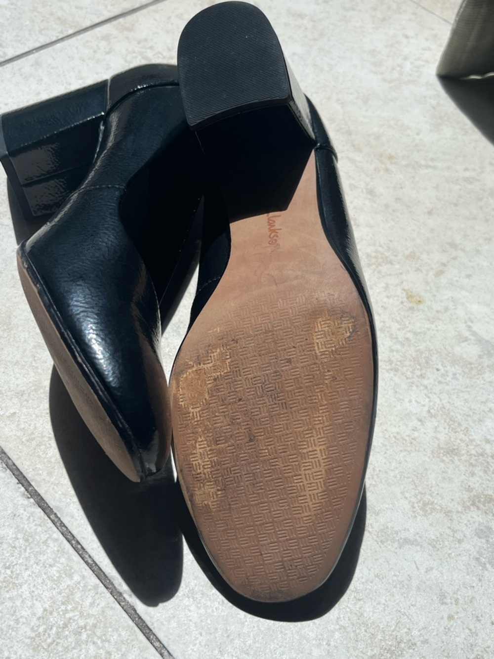 Classic Black Women's Block Heel Pumps Size 9 Black patten - Picture 7 of 11